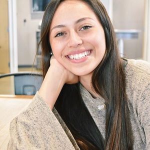 Meet your Posher, Angelica